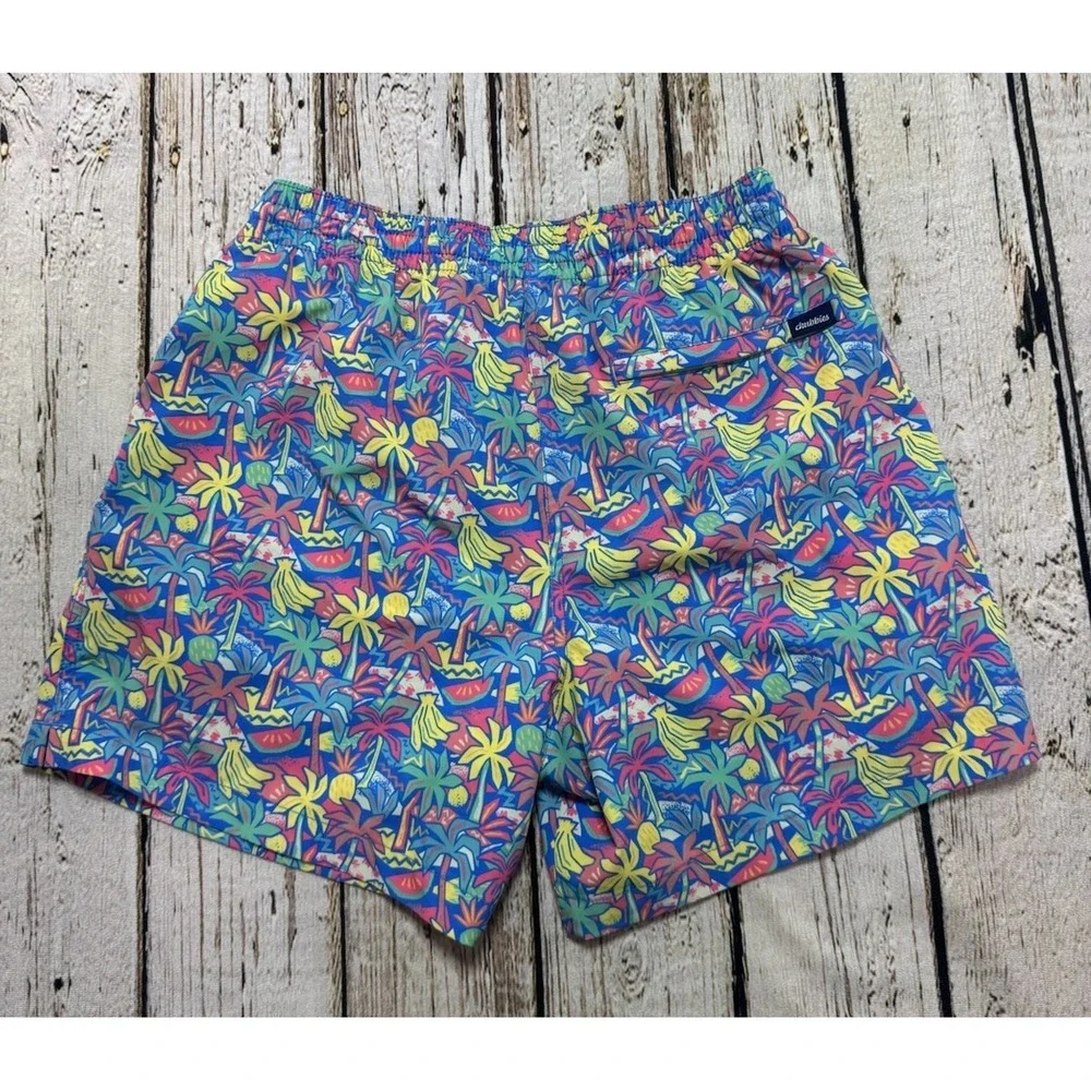 Chubbies Men's M Classic Swim Trunks 5.5